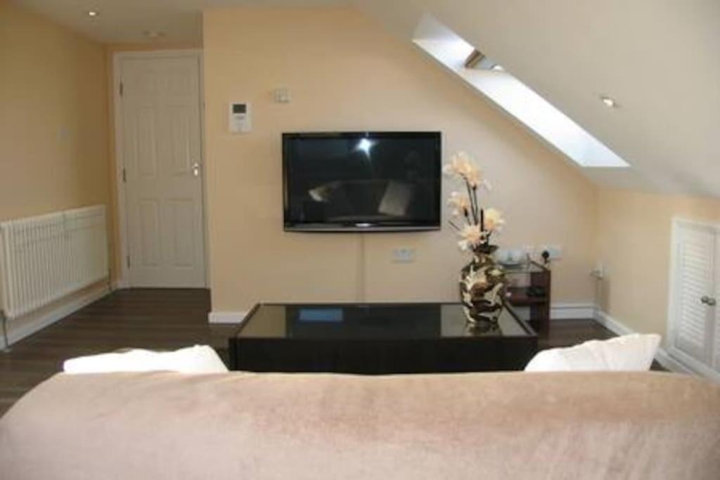 Modern Cosy Private Studio, Wifi, Ip-Tv, Must See Ρόμφορντ Εξωτερικό φωτογραφία